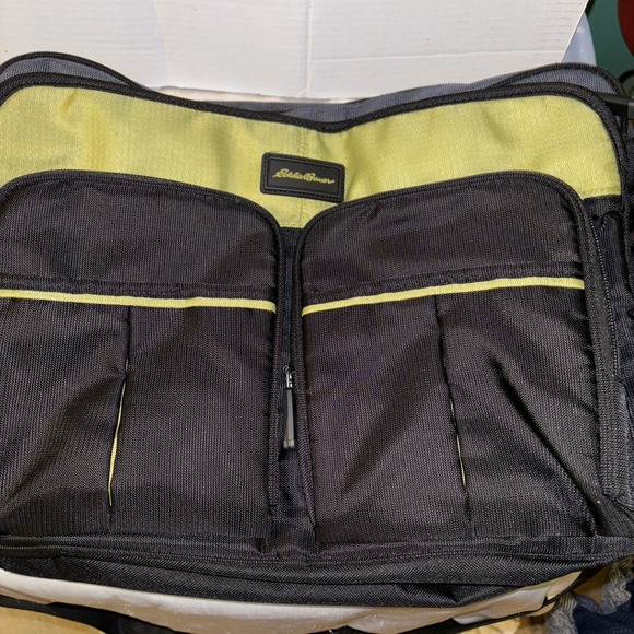 Eddie Bauer First Adventure Diaper Bag Insulated Pocket Wipe Dispenser X-storage - Picture 1 of 12